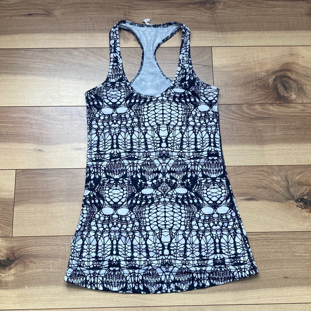 Lululemon Cool Racerback Tank - Picture 4 of 9